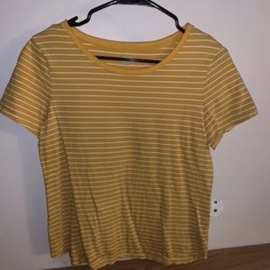 Scoop neck top